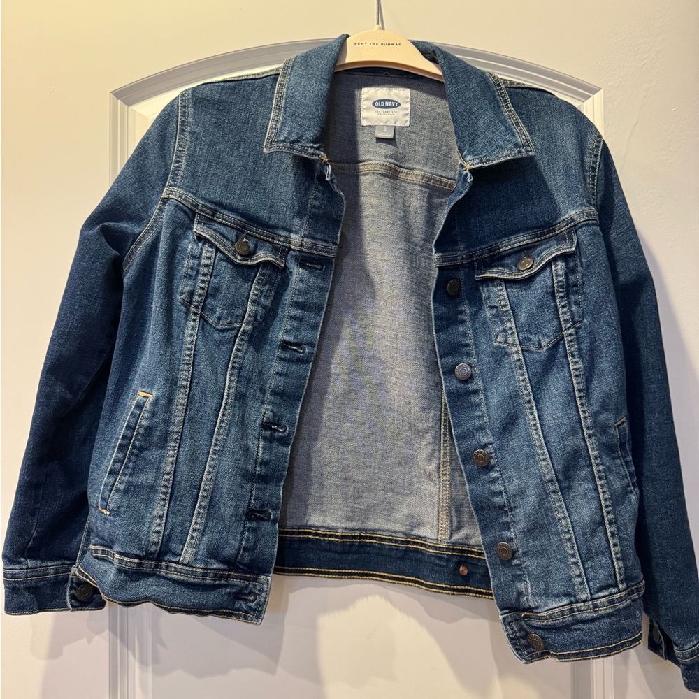 Old Navy Denim Jacket in Medium Blue Wash size L